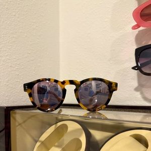 Illesteva Leonard Sunglasses (Tortoise/Rose Mirror)